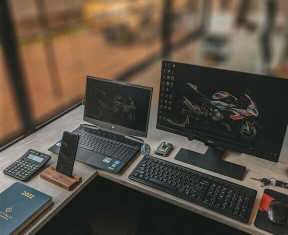 Cum reduci dezordinea digitală din telefon și computer